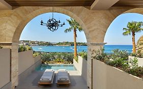 Castello Infinity Suites