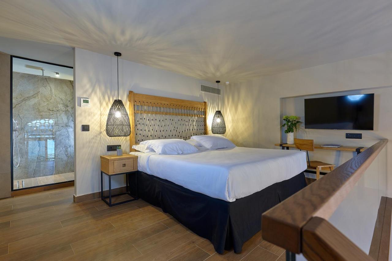 Castello Infinity Suites Agia Pelagia  Esterno foto
